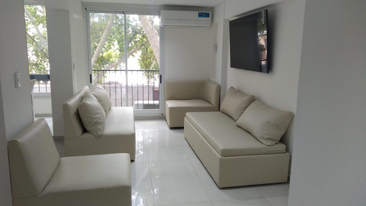 Appartamento Amplio Departamento Balcon Pleno Centro Peatonal Mendoza Esterno foto